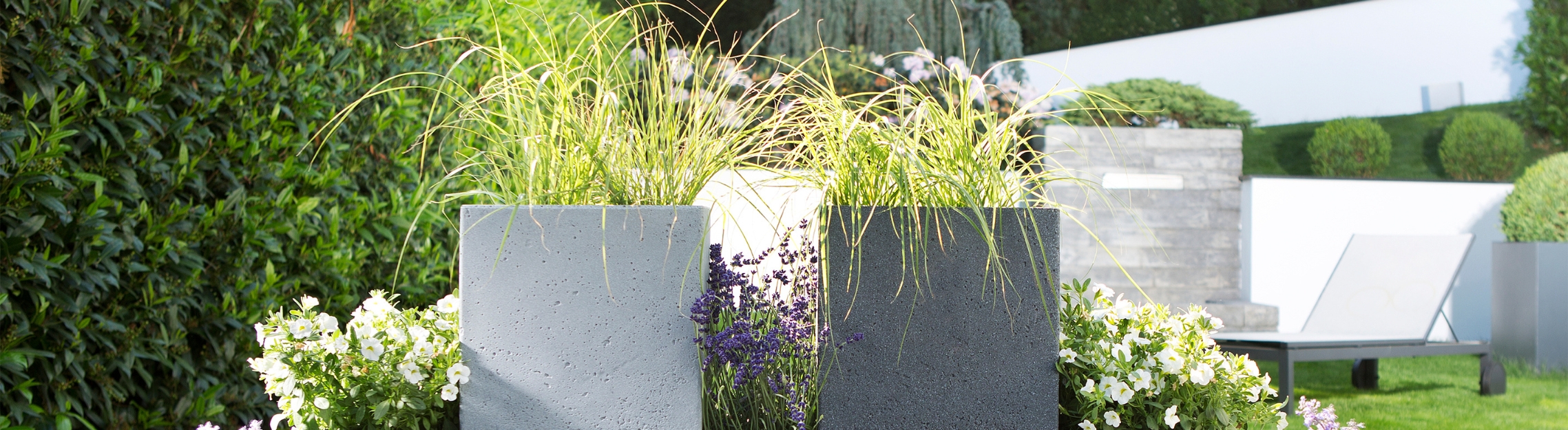 Moderne Gartenlounge